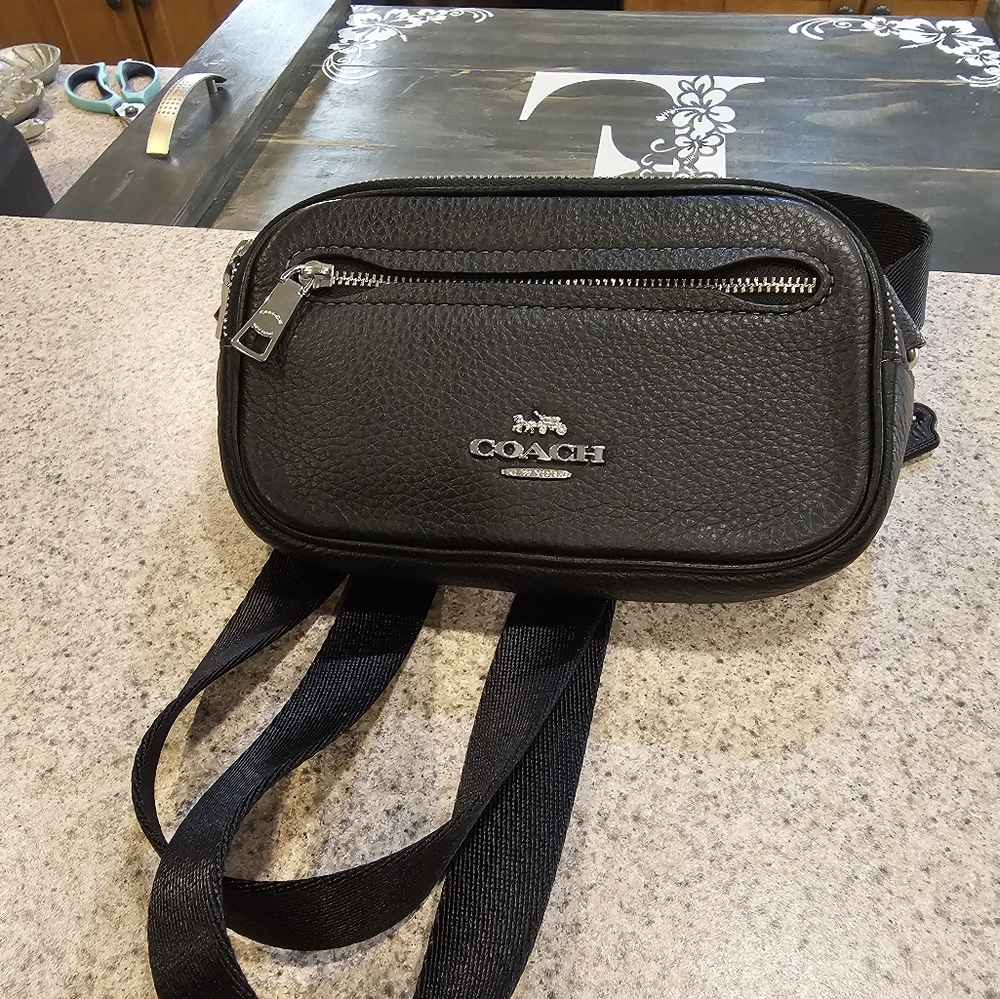 Coach sling bag